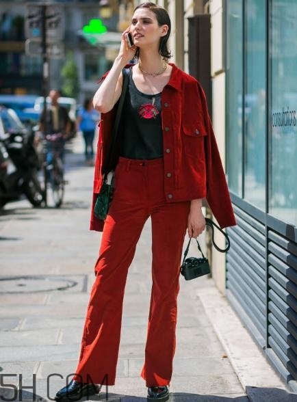 紅色衣服褪色怎么補救？紅色衣服掉色如何處理？