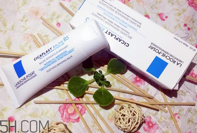 理膚泉b5有激素嗎？理膚泉b5有100ml的嗎？