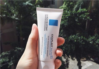 理膚泉b5有激素嗎？理膚泉b5有100ml的嗎？