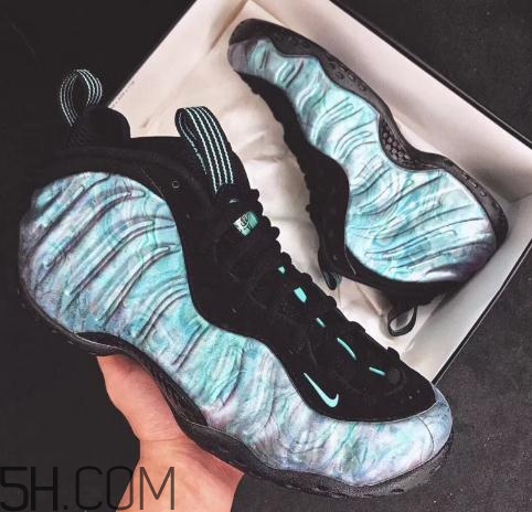 nike air foamposite one鮑魚噴實(shí)物什么樣？