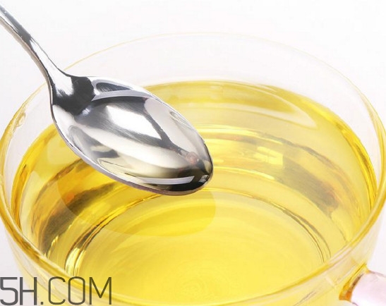 調(diào)和油和大豆油哪個(gè)好？調(diào)和油是色拉油嗎