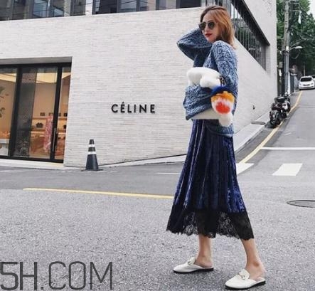 衛(wèi)衣搭配裙子好看嗎？衛(wèi)衣和裙子怎么搭配？