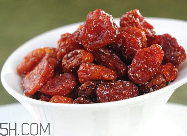 蜜棗和紅棗有什么區(qū)別？阿膠蜜棗的功效與作用