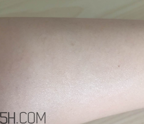 初之印修容氣墊CC霜怎么樣？多少錢？