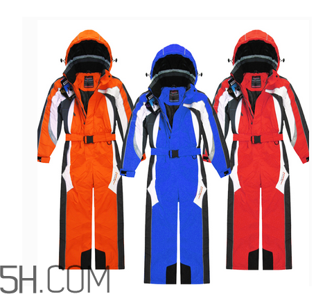 滑雪服什么牌子好？滑雪服和沖鋒衣哪個(gè)好？