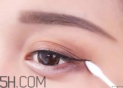 萬圣節(jié)南瓜妝怎么化？萬圣節(jié)南瓜少女妝