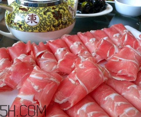 涮羊肉哪個部位最好吃？涮羊肉都有什么菜？