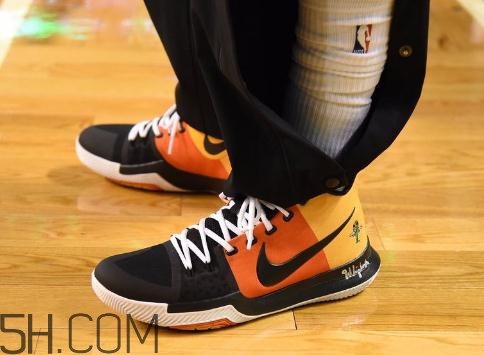 nike kyrie 3 raygun外星人配色會(huì)發(fā)售嗎？