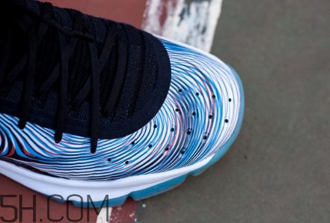 under armour curry 4實(shí)戰(zhàn)測(cè)評(píng)怎么樣？