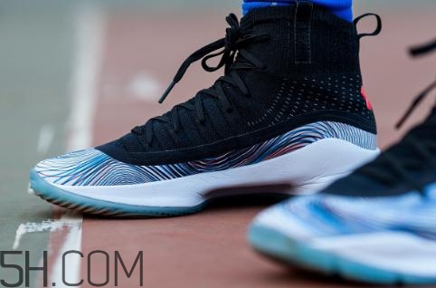 under armour curry 4實(shí)戰(zhàn)測(cè)評(píng)怎么樣？
