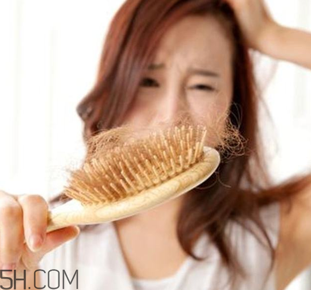 洗發(fā)水是酸性好還是堿性好？防止脫發(fā)的方法