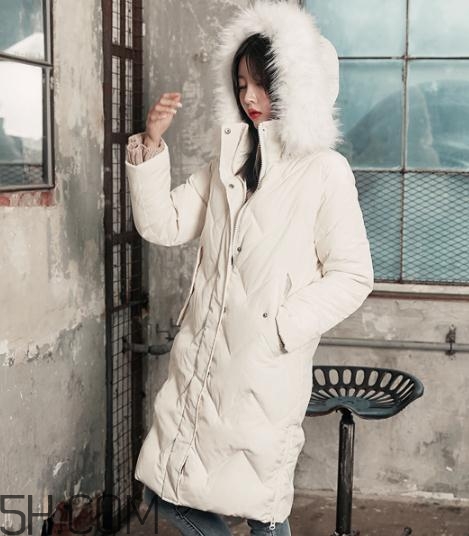 白色羽絨服可以漂白嗎？白色羽絨服可以用84嗎？