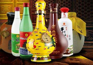 牛欄山二鍋頭是勾兌的嗎？百年牛欄山52度價(jià)格