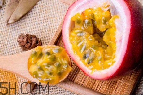 百香果能和柿子一起吃嗎？百香果不能和什么一起吃