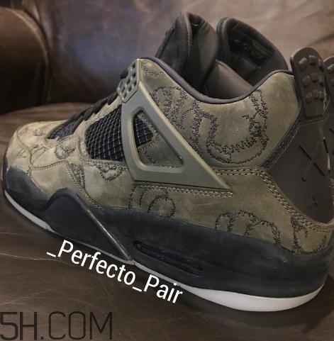 kaws與air jordan 4聯(lián)名橄欖綠版本實(shí)物什么樣？