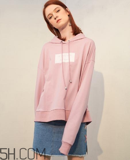 闊色衣服質(zhì)量好嗎？闊色有實體店嗎？