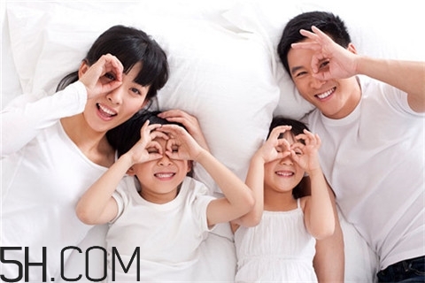 脂肪肝應(yīng)該少吃什么？脂肪肝應(yīng)該掛什么科？