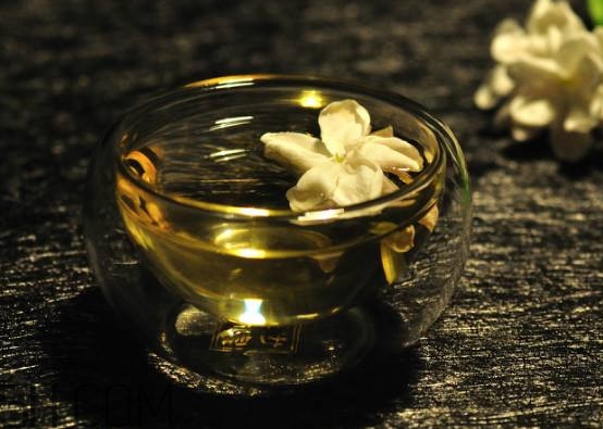 茉莉花茶是綠茶嗎？茉莉花茶什么時(shí)候喝最好