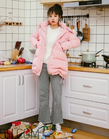 粉色羽絨服怎么搭配？粉色羽絨服搭配圖片