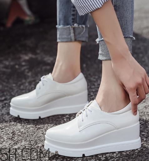白色皮鞋怎么清洗？白色皮鞋發(fā)黃了怎么辦？