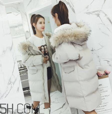 羽絨服可以暴曬嗎？羽絨服曬掉色了怎么辦？