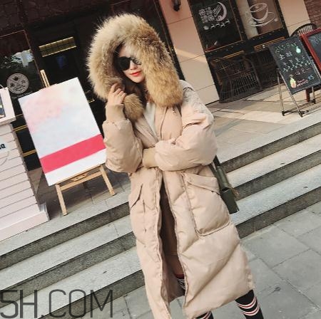 羽絨服會(huì)越穿越松嗎？羽絨服會(huì)越穿越大嗎？