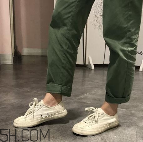 帆布鞋鞋底發(fā)黃怎么辦？帆布鞋鞋底怎么洗白？