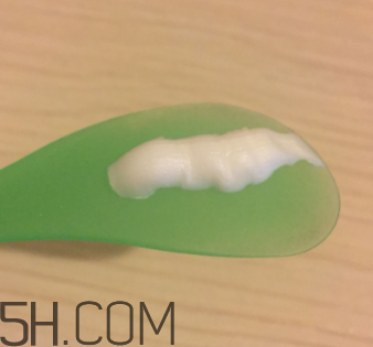 露得清綿密洗面奶怎么樣？露得清綿密洗面奶好用嗎？