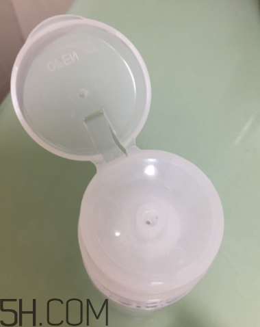 露得清卸妝水怎么用？露得清卸妝水多少錢？
