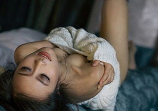 女生說我要吃糖什么意思？女生對男生說想吃糖什么含義