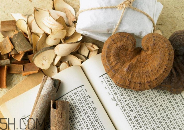 中藥什么時(shí)候喝最好？中藥不能和什么一起吃