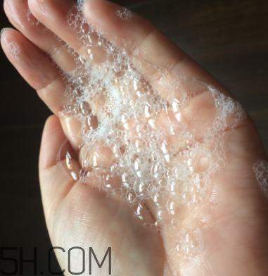小蜜蜂寶寶洗發(fā)露怎么樣？小蜜蜂寶寶洗發(fā)露好用嗎？