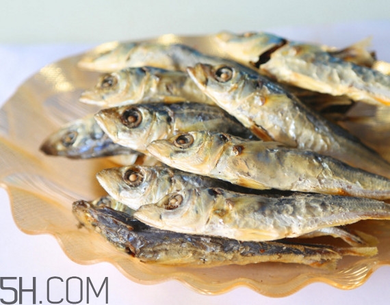 咸魚是不是海鮮？咸魚是不是咸水魚？
