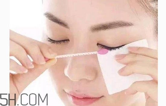 卸妝油如何卸眼妝？不化妝怎么用卸妝油？