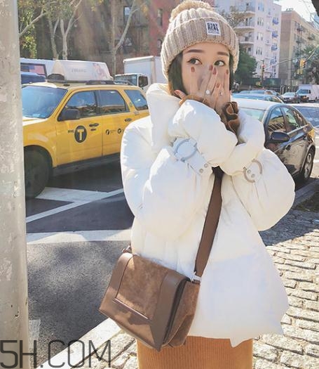 棉服上的油怎么洗掉？棉服跑棉怎么辦？