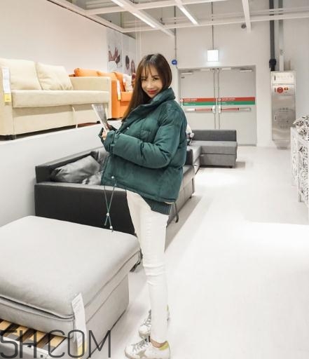 綠色羽絨服怎么搭配？綠色羽絨服搭配圖片