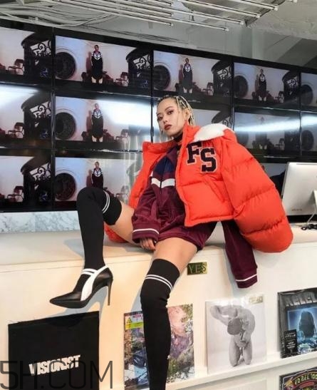 羽絨服怎么穿顯瘦？羽絨服怎么搭配不臃腫？