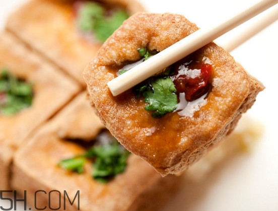 臭豆腐是誰發(fā)明的？臭豆腐是哪里的特產(chǎn)