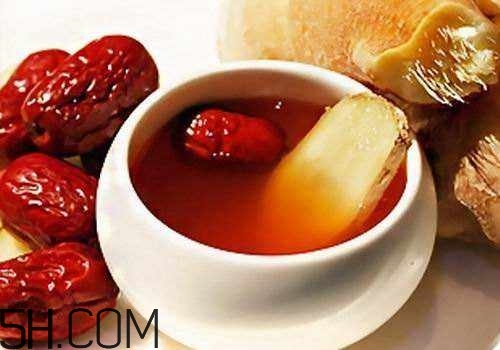 人為什么會掉發(fā)？怎么防止掉發(fā)？