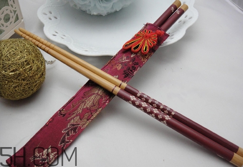 筷子用什么材質(zhì)最好？多久換一次筷子？