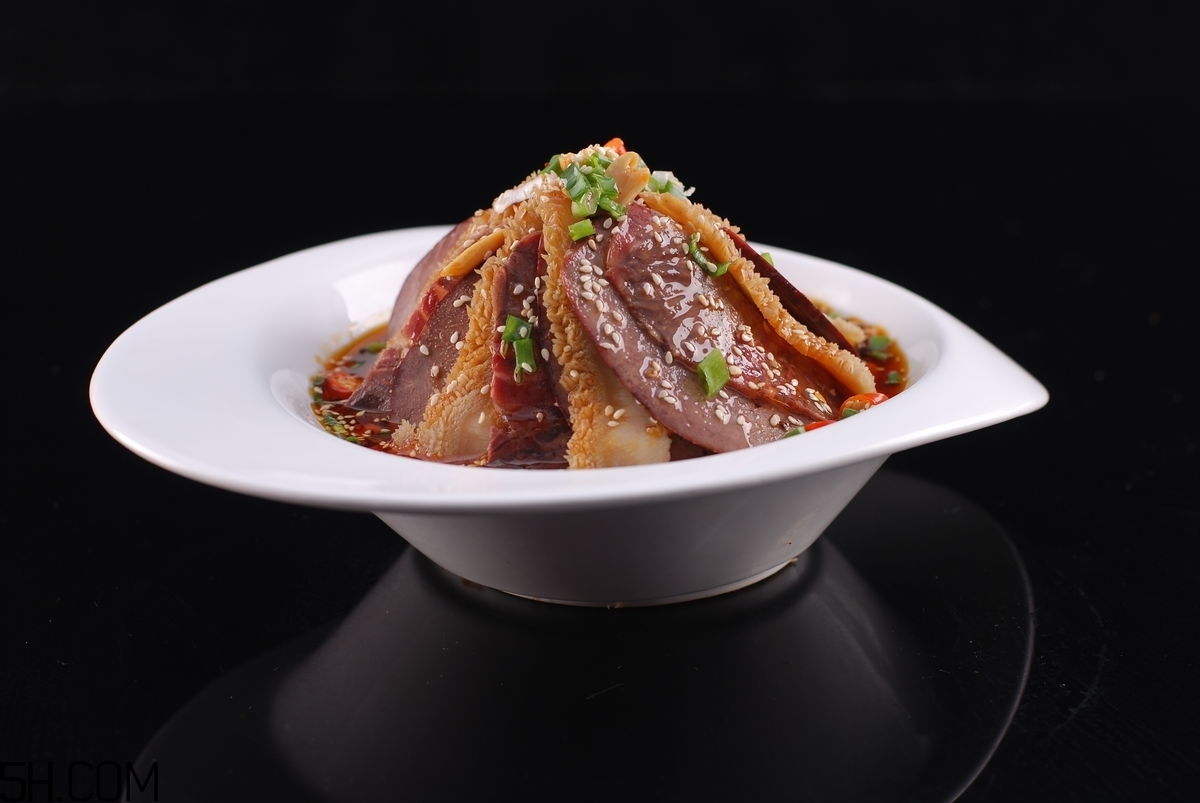 夫妻肺片用英文怎么說？為什么叫夫妻肺片？