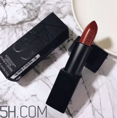 nars mona口紅顯白嗎？nars mona適合黃皮嗎？