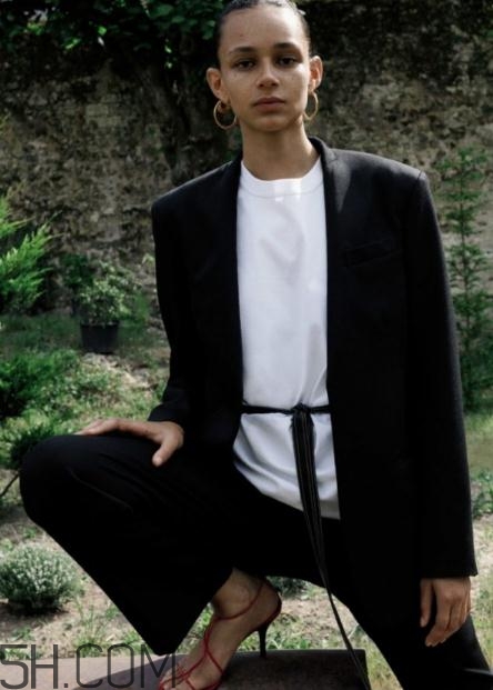 celine2018早春服裝系列好看嗎_款式有哪些？