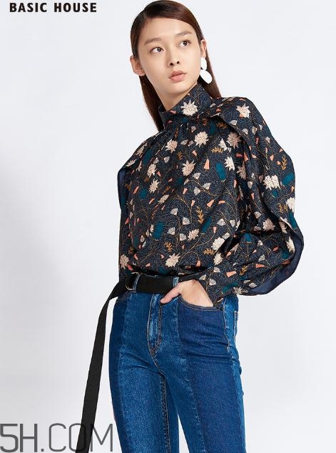 百家好的衣服偏大嗎？百家好衣服可以退嗎？