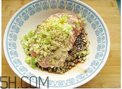 蓮藕可以和豆腐一起吃嗎？蓮藕和豆腐一起吃有什么好處？