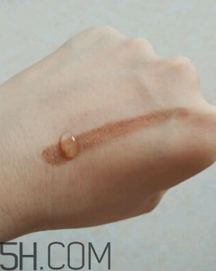 歐蒙睫毛膏和火烈鳥哪個(gè)好?歐蒙睫毛膏好用嗎？