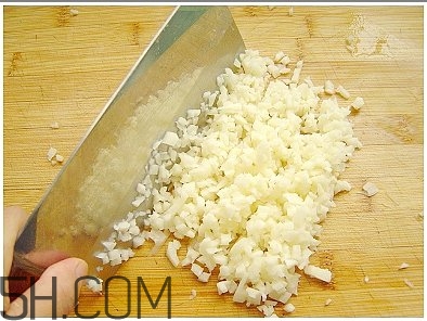 蓮藕可以和豆腐一起吃嗎？蓮藕和豆腐一起吃有什么好處？