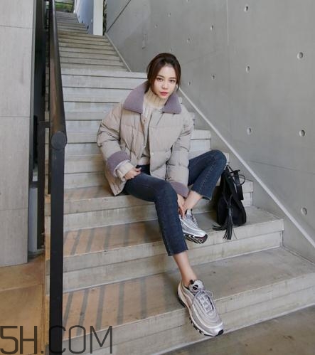 灰色棉服怎么搭配？灰色棉襖搭配圖片