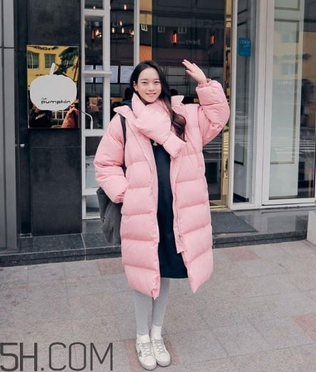 粉色棉服怎么搭配？粉色棉衣搭配圖片