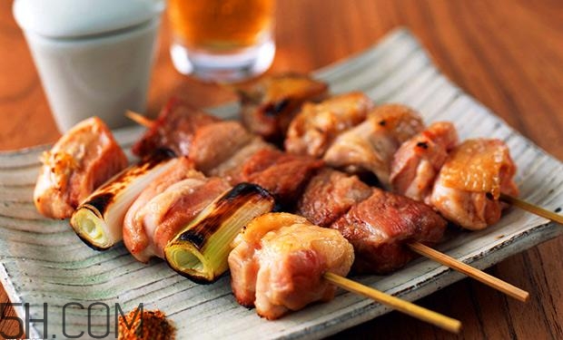 常吃烤肉有什么危害？吃烤肉應(yīng)該注意什么？